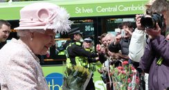 The Queen arrives in Cambridge